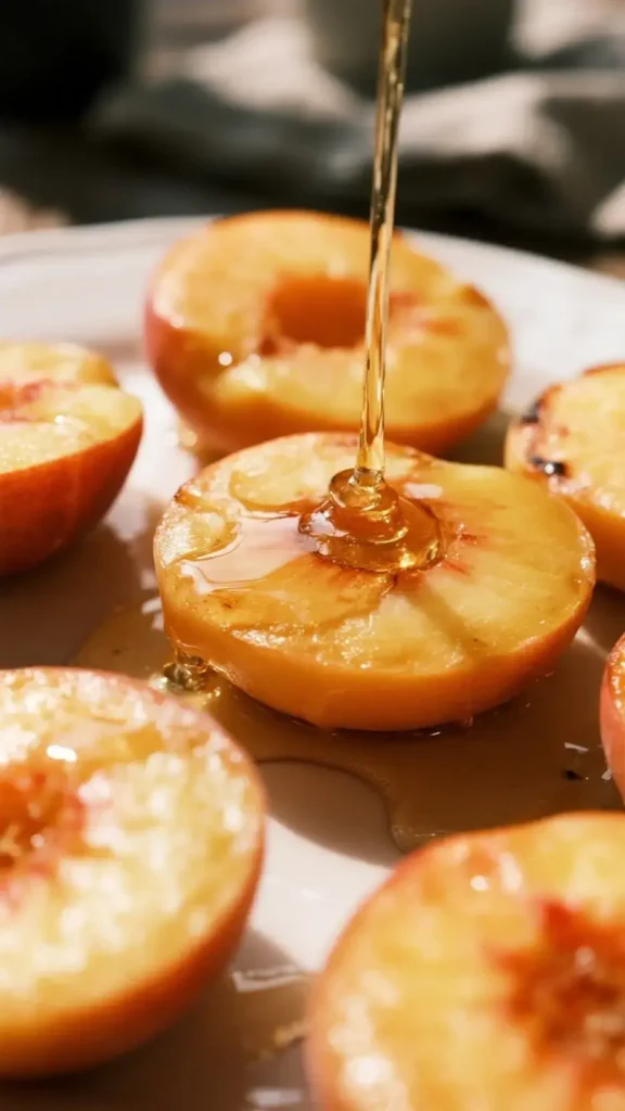 7 Must-Try Peach Recipes for Any Occasion 11 Grilled Peaches with Honey Drizzle